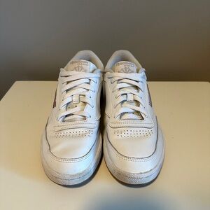 Size 9 Women’s Club C 85 Reebok